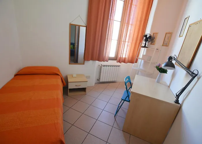 Unyca - Cozy 3 Bedroom 1 شقة فلورنس